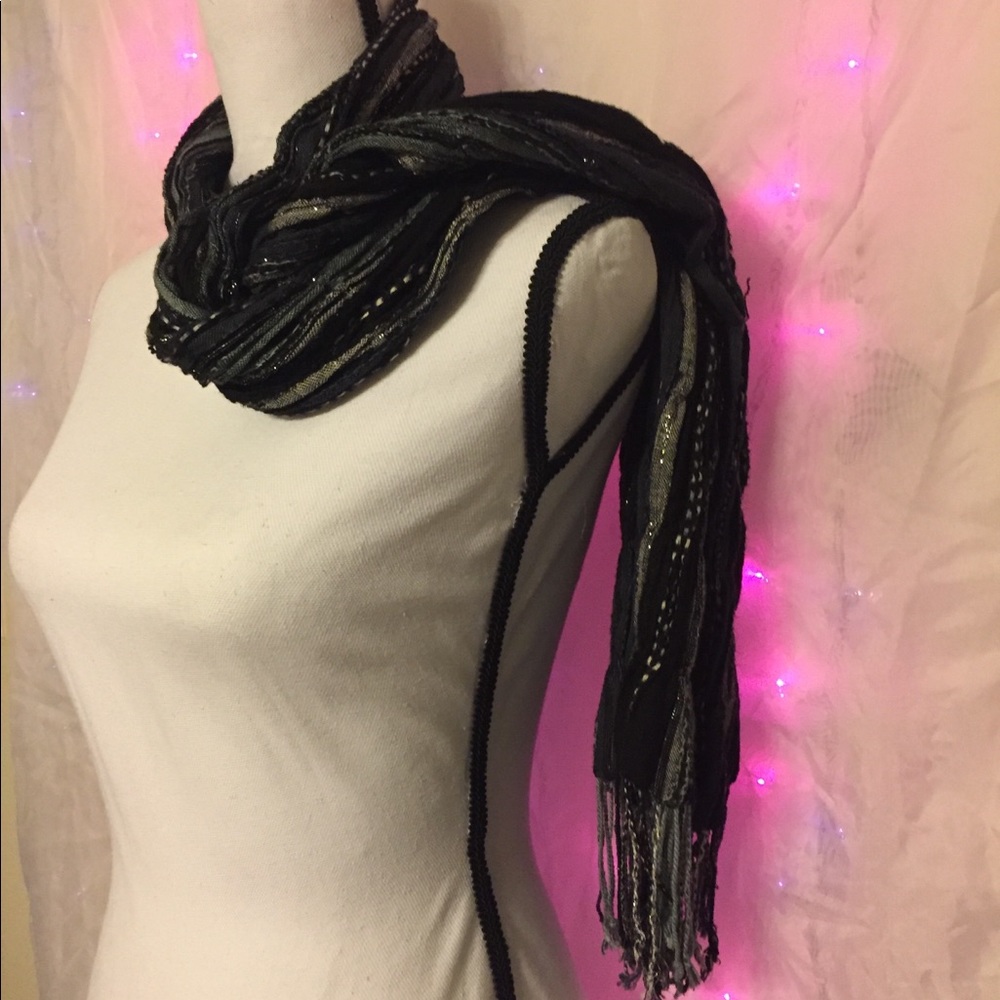 Fringe & sparkle scarf
